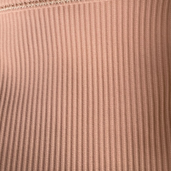 NWT Lululemon Power Pivot Ribbed Cropped Tank Top Dusty Pink Sz 10 Athliesure
L - Picture 5 of 9